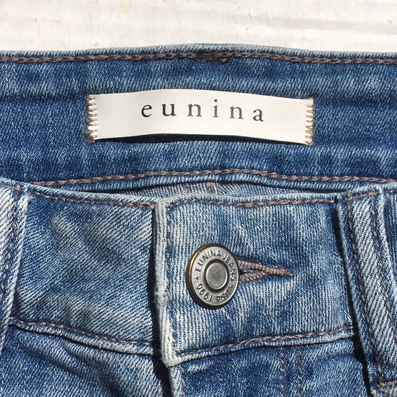 ♦️ Women’s Lightwash Jeans - Picture 5 of 7